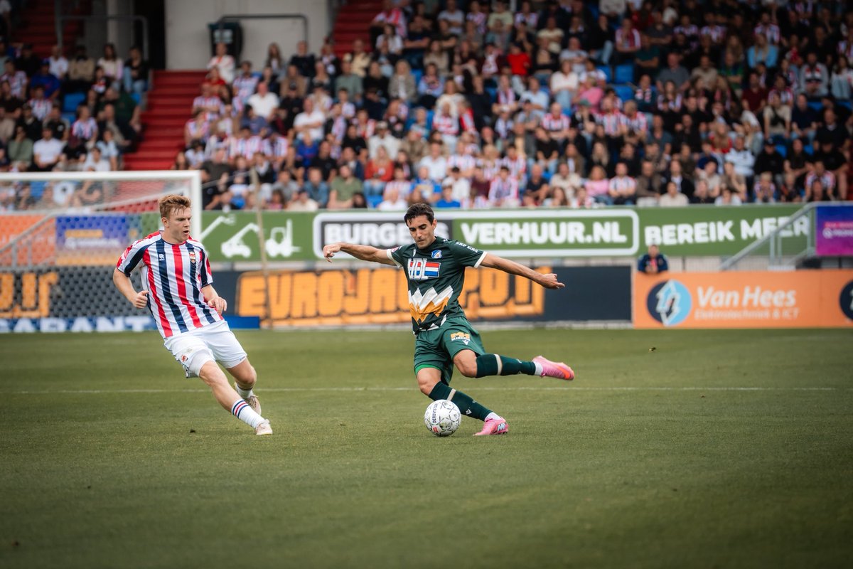 johnneeskens's tweet image. Big win away, 3 points against a tough team &amp;amp; the clean sheet. 

#FCEindhoven #ClubVanGoeiVolk #FCE