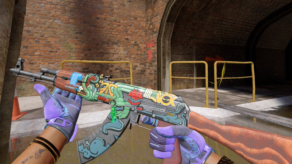 New Ak coming in 

 ST MW Ak Fire Serpent w/ Titan Holo 2014 on wood and 3x papers 

Always buying skins for crypto!
📩