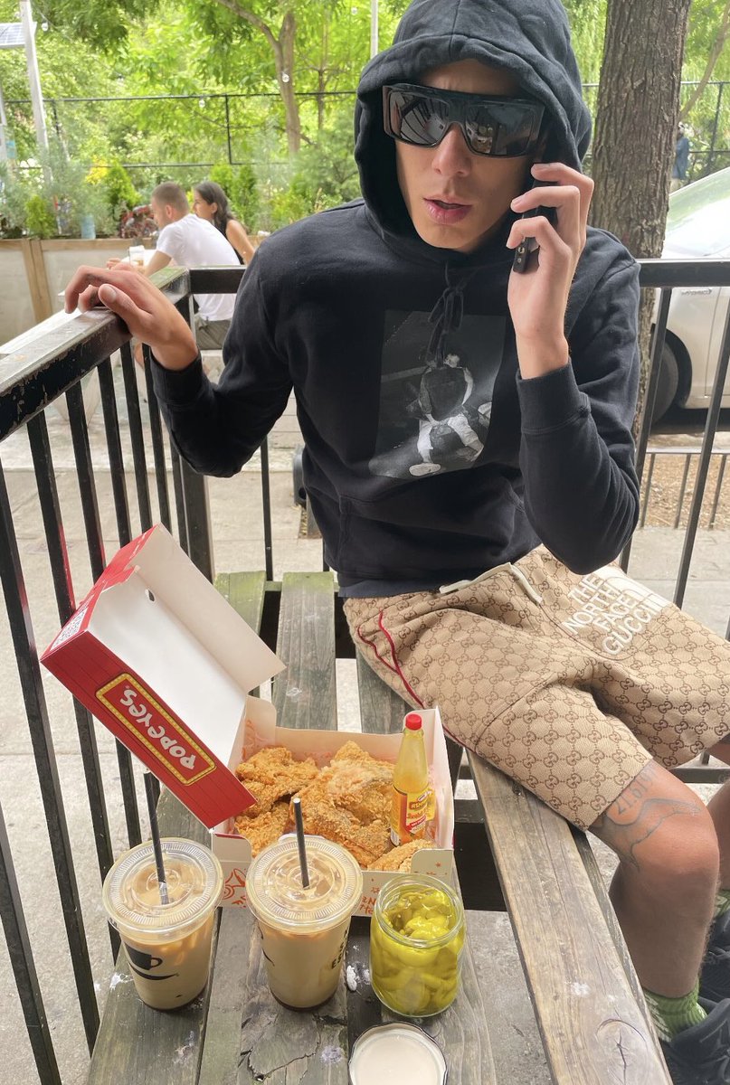 evanmockupdates's tweet photo. evan mock on his instagram story. https://t.co/rvjfFiy0aZ