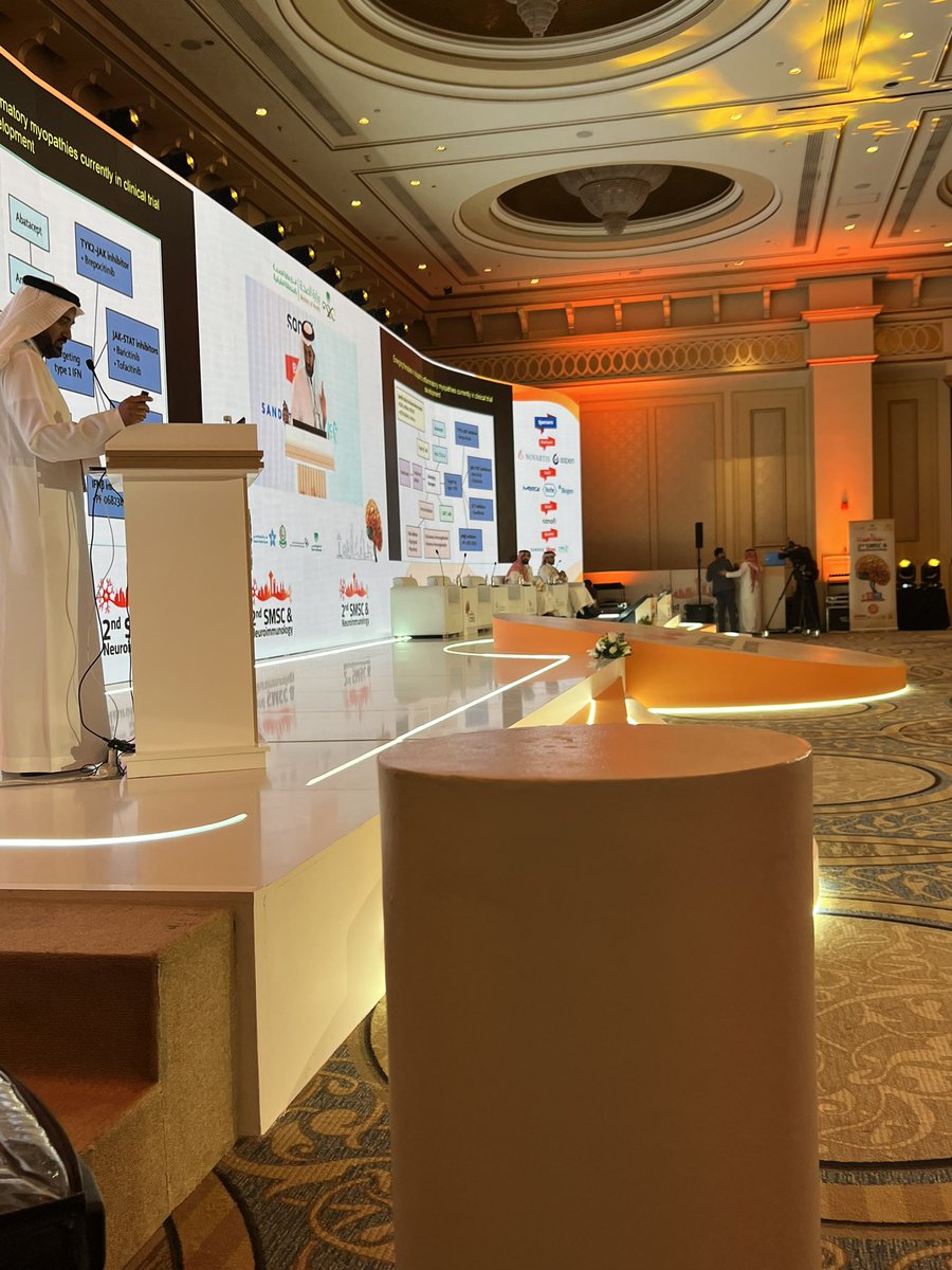 16_alomran's tweet photo. It was a great honor to volunteer at the 2nd SMSC &amp; Neuroimmunology Conference 🧠
#SMSC_2025 https://t.co/3YNWTGiabK