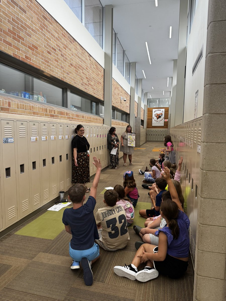 Mrs. Horstman tweet media