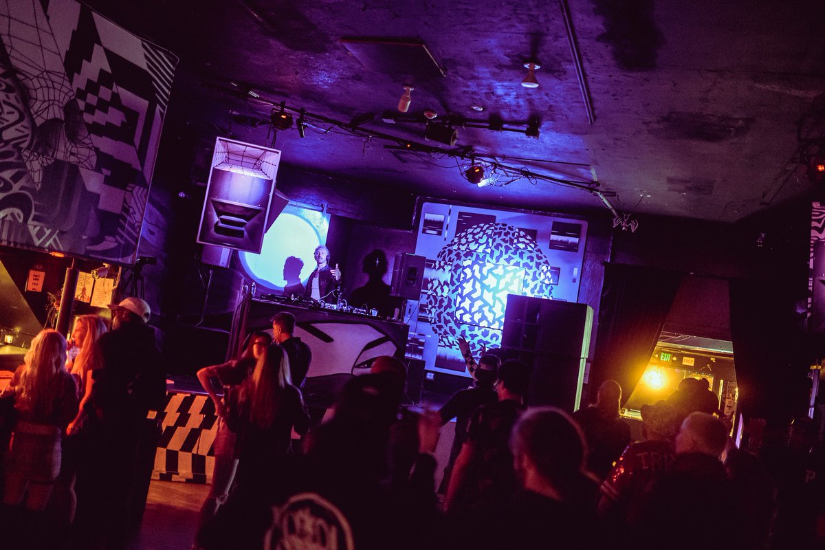 TheBlackBox5280's tweet image. This week || The Lounge

8.21: Old Sound x @QVLQV x @HyperSessions - Codezero &amp;amp; FLK

8.22: @dubdenrecords x Always 400

8.23: Grow Room presented by Wildflower Arts Collectve

blackboxdenver.co/events