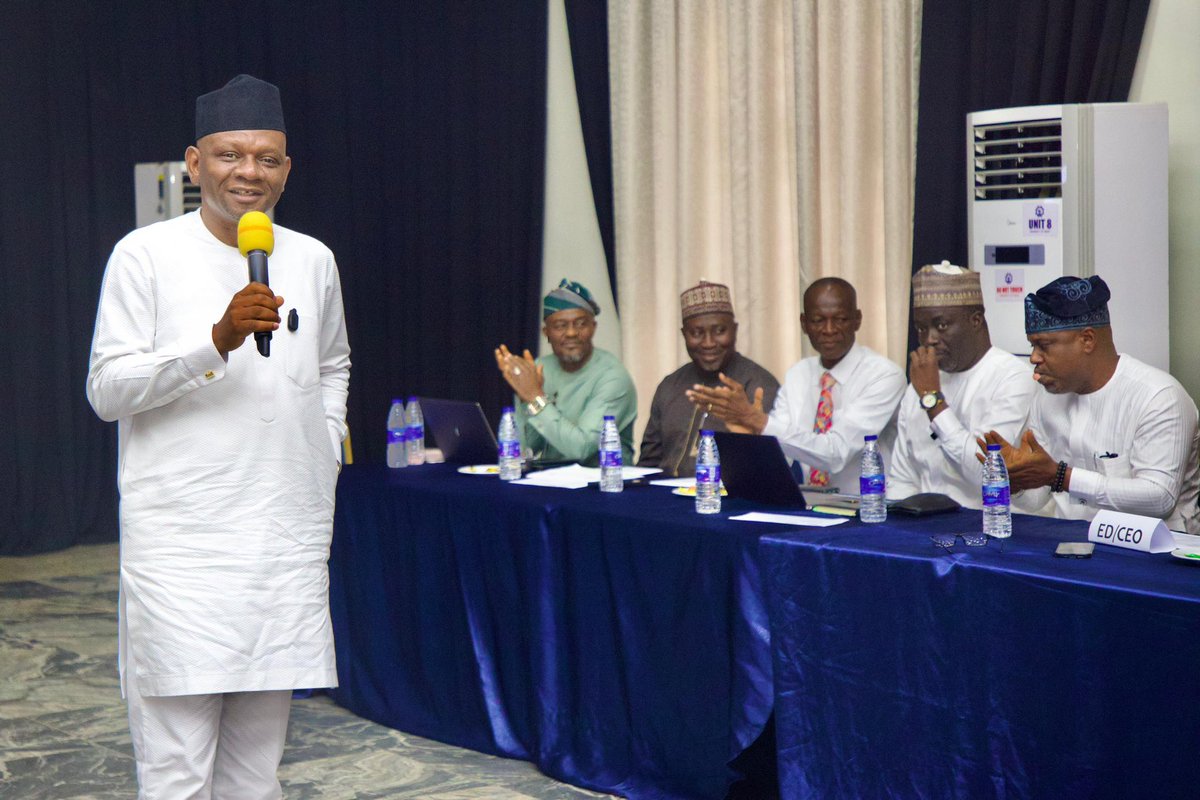 NphcdaNG's tweet image. Our Executive Director, Dr Muyi Aina, officially welcomed the newest members of the NPHCDA team. He encouraged them to bring fresh energy, uphold integrity, and seize this opportunity to serve Nigerians through primary health care.