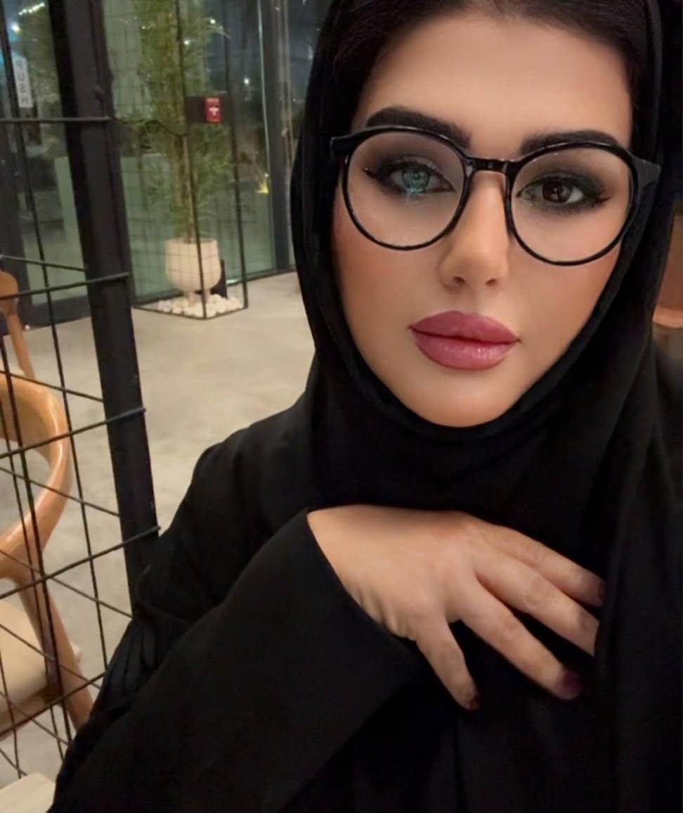 بسمة 29 سنة مطلقة سعودية محتاجة اتزوج رجل عاقل حبوب انوي الحلال ساكنة في جدة
واتس 0547588129