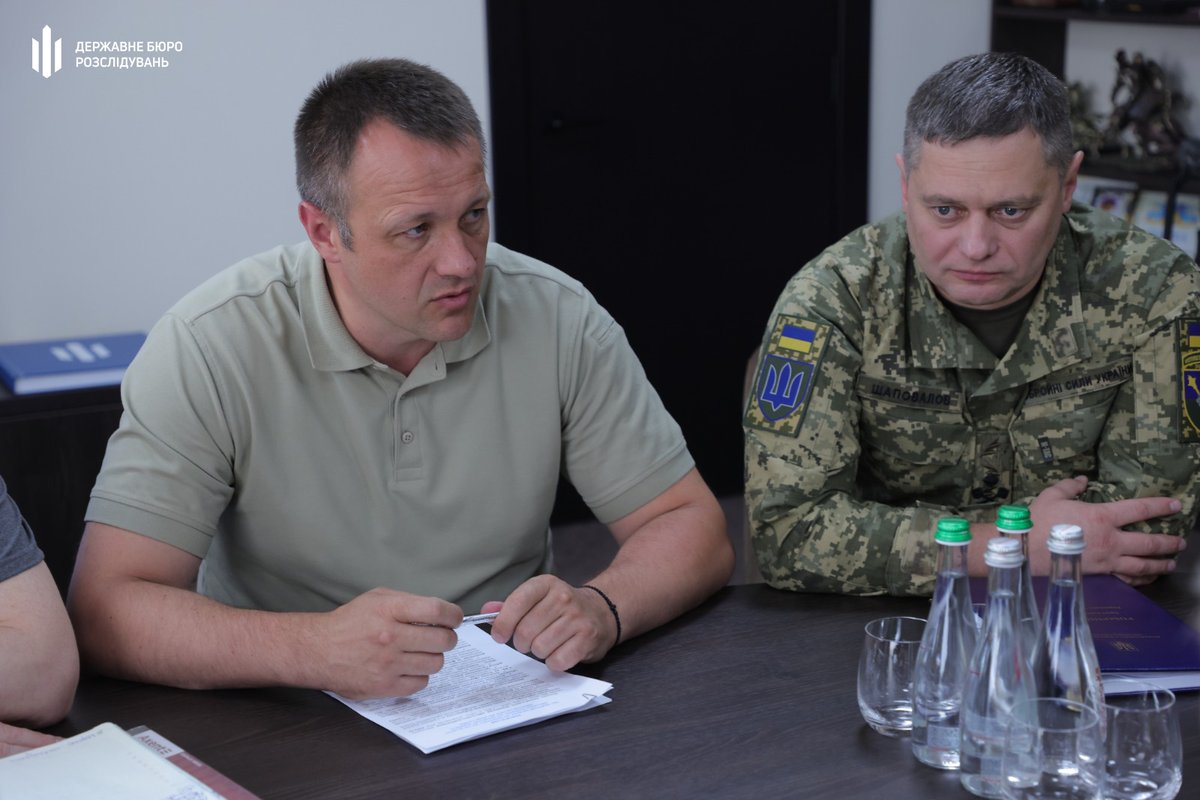 Повернутися в стрій: Директор ДБР обговорив із керівництвом Нацполіції та ЗСУ заходи щодо посилення взаємодії у протидії СЗЧ

dbr.gov.ua/news/povernuti…