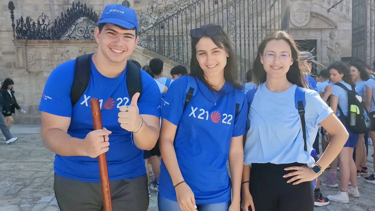 ✨ “Tenemos mucho interés en hacer un máster y quizás vivir en Galicia porque tenemos mucha pasión por esta tierra”  🎓🌍.
🔗 acortar.link/lHVlzY
#Crónicasdelaemigración #sxe #caminodesantiago #BEME