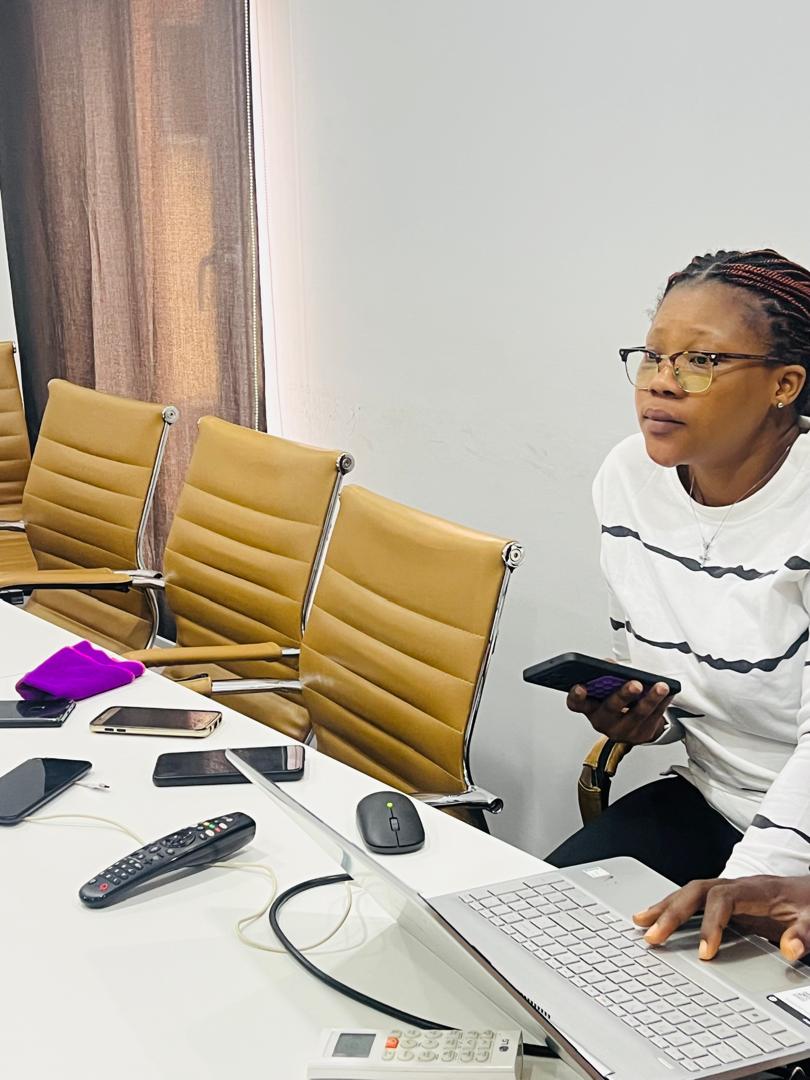 PyaleWorkhub's tweet photo. Kicking off the week strong 💼✨ Clients gathered in our meeting room for an insightful Monday training session.
Ready to host yours? Book a space with us today!”
#PyaleWorkhub #Pyaleproperties #coworker #servicedoffices #porthacourt #Nigeria https://t.co/Wq2aIT0OzE