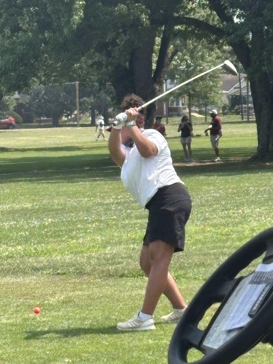 LCHS_GGolf's tweet photo. The LC Lady Bears had ALOT to "Feel Good" about during the Ben Davis Invitational! Overcoming early obstacles, they were able to withstand the heat and turn in their best team performance of the past 2 seasons. https://t.co/qwY0G6t7kB