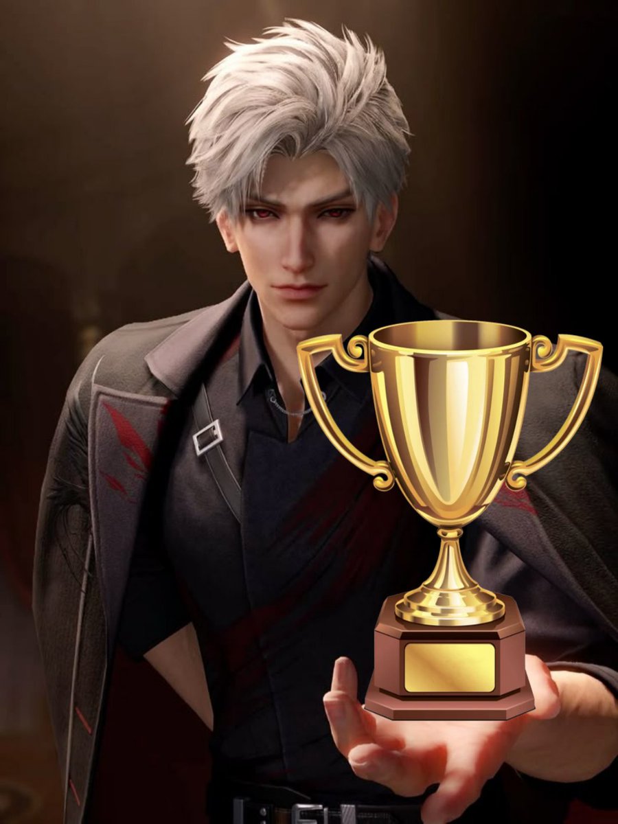 Lagi asyik jualan kaget karena tiba-tiba dipanggil. Fast forward kucuk-kucuk naik panggung dan ambil piala dengan linglung. Kok iso batinnya. 

"Terima kasih untuk panitia penyelenggara acara. Saya sangat menikmati 17an tahun ini." Kekeh.