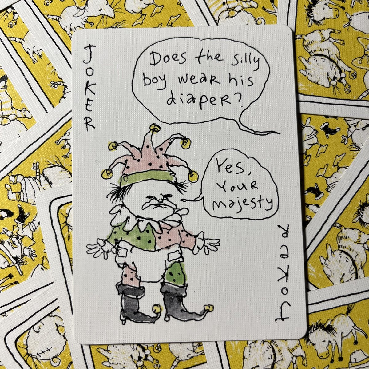 Зеленский сидит в приёмной Трампа. Открывается дверь кабинета, Кортес высовывает голову, видит Зеленского и спрашивает: