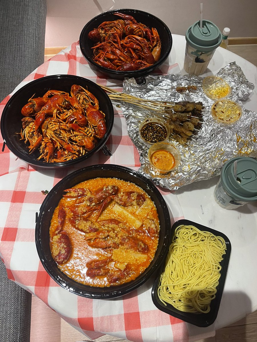 📍长沙
快乐了，不想回京都了