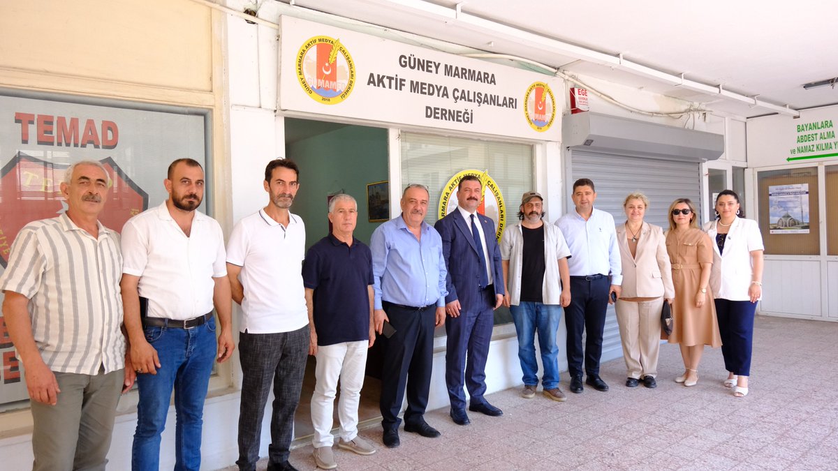 📍Bandırma Gazeteciler Cemiyeti 

MHP Bandırma İlçe Başkanımız Bekir BOZKURT, İlçe Yönetim Kurulu Üyelerimiz ve KAÇEP Başkanımız ile birlikte Bandırma Gazeteciler Cemiyetini Ziyaret ettik. 

Bandırma Gazeteciler Cemiyeti Başkanı Tufan DALGIÇ'a misafirperverliklerinden dolayı