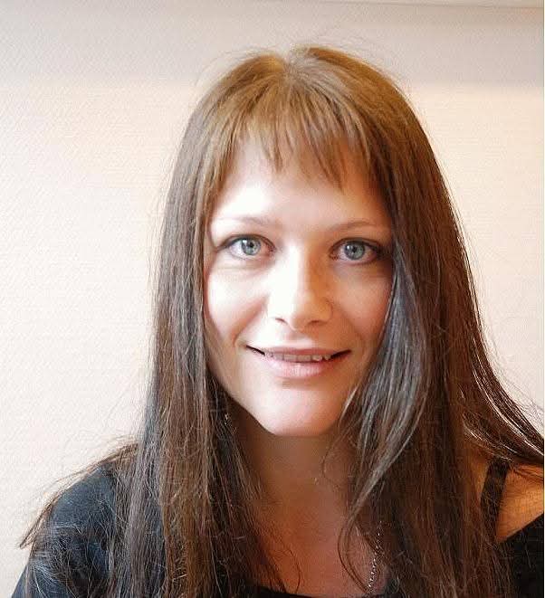 Vibeke Stene 🎤 #VibekeStene ❤️ @vibeke_stene 🥰
Bands: ex #Tristania 🤘 #VeilOfSecrets  open.spotify.com/playlist/2kICA…