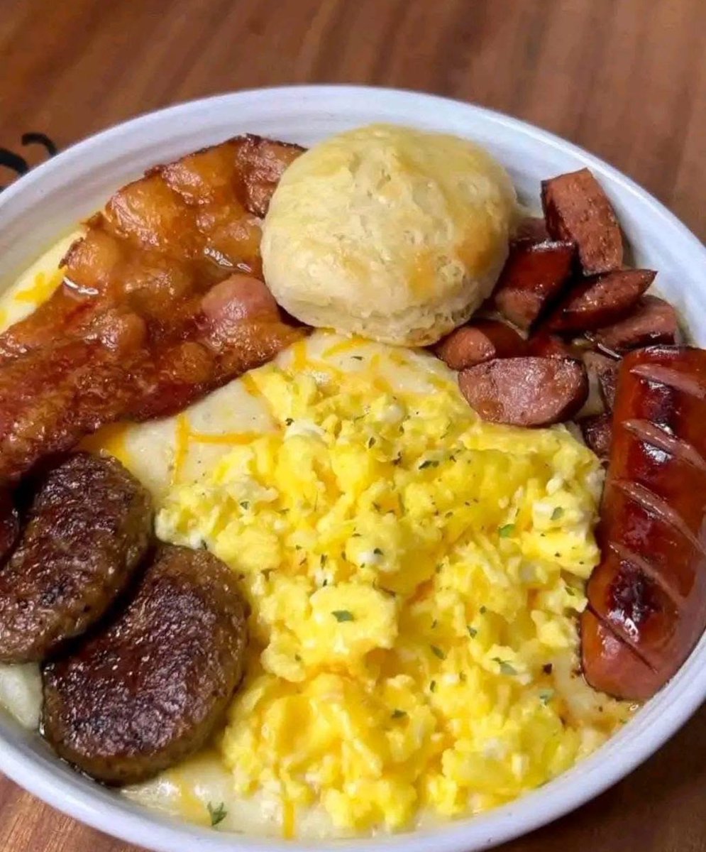 chefsevenn's tweet photo. What’s missing? https://t.co/7nrxuBibyF