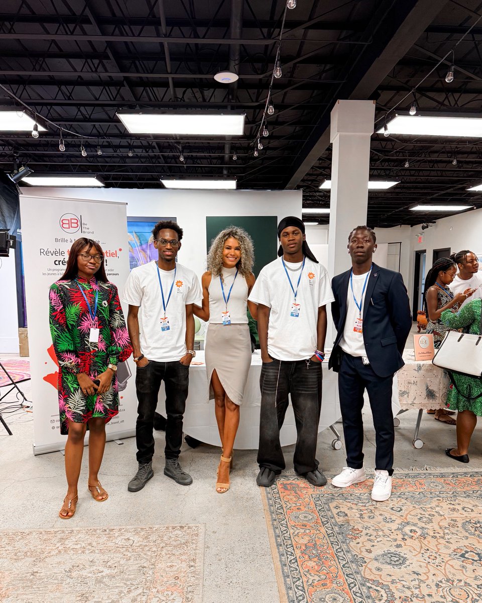 Brunch &amp; Create with Canva 2025 ✨🇨🇦
Un événement où créativité &amp; réseautage se sont rencontrés 🔥.
J’ai eu l’honneur d’intervenir comme paneliste pour partager mes tips en content creation, ma méthode NCM &amp; des clés de monétisation.
Merci Charlene 🙏 #BrunchAndCreate