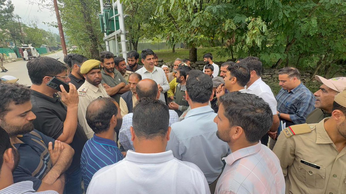 Today, Hon’ble MLA Pahalgam <a href="/altaf_kaloo/">Altaf Kaloo (AK)</a> visited Hapatnard, Khayar, and Hassanoor along with officials of various departments. He met people, listened to their problems, and assured them of all possible support.