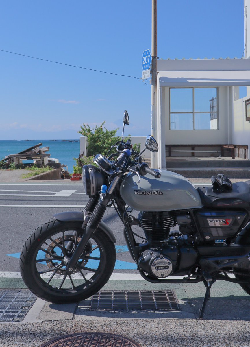 あしたバイクの日じゃん🏍️