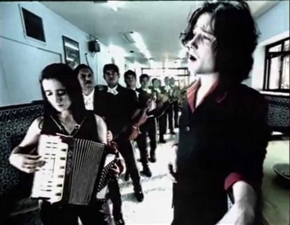 bunburyoficial's tweet photo. Enrique Bunbury – Infinito (videoclip México)
https://t.co/tAZLFjAvLh https://t.co/zVlA4fMoPl