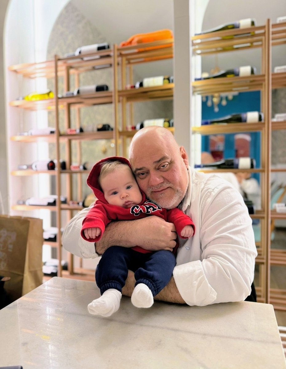 Felíz día del niño a mi apreciado nieto Giorgio.