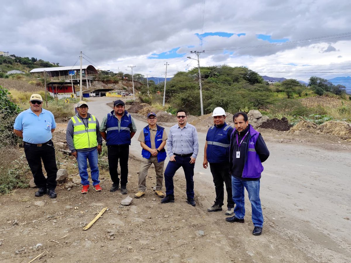 Secretaría Nacional de Planificación 🇪🇨 (@planificacionec) on Twitter photo 🚧 Seguimiento a la red vial estatal en Azuay
La Dirección Zonal 6️⃣ de <a href="/PlanificacionEc/">Secretaría Nacional de Planificación 🇪🇨</a>, junto a <a href="/ObrasPublicasEc/">Ministerio de Transporte y Obras Públicas 🇪🇨</a> y la empresa contratista, realizó el seguimiento al proyecto de conservación de la vía Salado – Lentag – San Francisco “Y” de Quera (etapa 2) en Girón y Santa 🚧 Seguimiento a la red vial estatal en Azuay
La Dirección Zonal 6️⃣ de <a href="/PlanificacionEc/">Secretaría Nacional de Planificación 🇪🇨</a>, junto a <a href="/ObrasPublicasEc/">Ministerio de Transporte y Obras Públicas 🇪🇨</a> y la empresa contratista, realizó el seguimiento al proyecto de conservación de la vía Salado – Lentag – San Francisco “Y” de Quera (etapa 2) en Girón y Santa