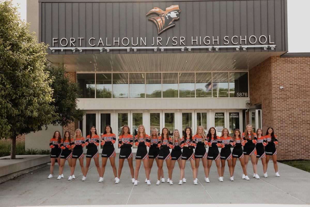 cheer_calhoun's tweet image. Our first full week and WE’RE READY!! Bring on Cheer Season!📣🤩🖤🧡Roll’Neers!
