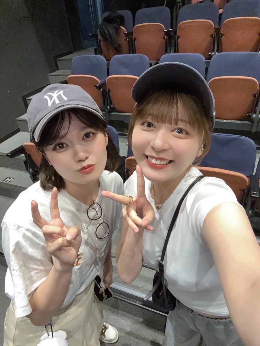 #イリクラ2025 4日目ありがとうございましたっ😊
ロンとして過ごせるのは明日が最後…。早いけれどその分最後まで大切に🍀
マチネのカーテンコールでは好き勝手しちゃいましたが、そんな所も笑ってくれる素敵な座組ですっ！

仲良しがたくさん観てくれて褒めてくれたの💓