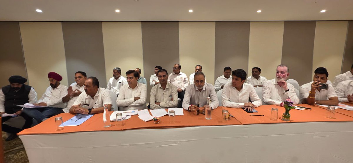 A review meeting was held with various Cotton Ginners Association of Central zone i.e. Maharashtra,  Gujarat and Madhya Pradesh on 18.8.2025 at Ch. Sambhaji Nagar (Aurangabad) chaired by CMD CCI to discuss about G&amp;P tender terms &amp; conditions, and also the various issues related