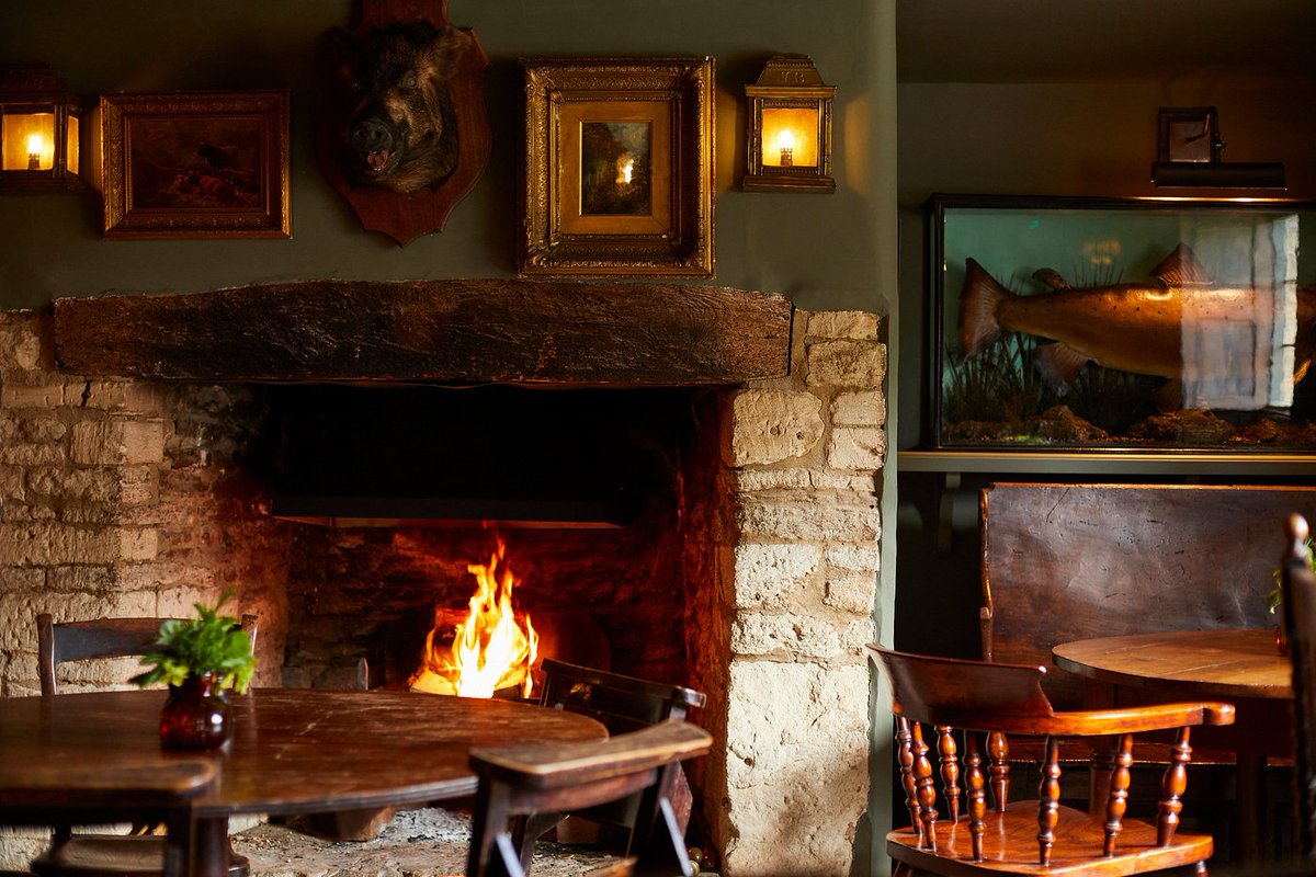 GBbooze's tweet photo. The Village Pub, Barnsley, #Cirencester 🍻
The pub started life as 3 cottages which were converted in the early 18th century into The Greyhound Inn, until the 1920s when the pub changed its name to The Village Inn. It reopened in the Summer of 2024 as The Village Pub. https://t.co/2fM22QAKx6