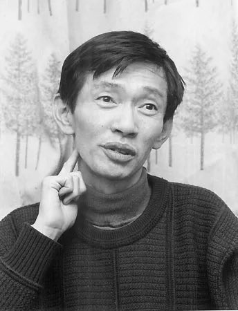 ETERNO! ❤️

Em 18 de Agosto de 1949, nascia Takeshi Shudo—roteirista-chefe da Saga Original (Kanto-Johto) do anime de Pokémon e criador de personagens como o Ash, a Delia, a Equipe Rocket e o Lugia 🇯🇵

Até hoje, é amplamente considerado a alma e o coração do anime =)