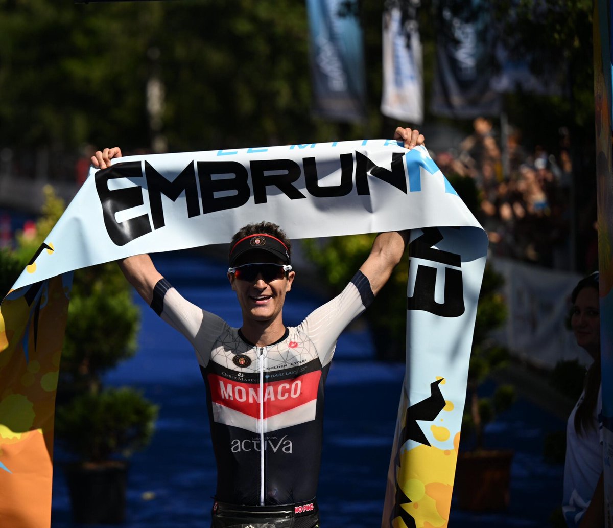 BFMLyon's tweet image. Le Lyonnais Louis Richard, vainqueur pour la 2ème fois consécutive du mythique l'Embrunman, triathlon XXL sera notre invité ce mardi à 8h dans la matinale de BFM LYON