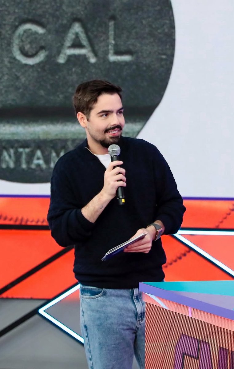 brenno__moura's tweet image. CHOCADO! João Silva já supera Virgínia na audiência! 

No último sábado, o #ProgramaDoJoãoNoSBT marcou 3.0 de média, já o #SabadouComVirgínia 2.9. 

Ambos em terceiro lugar. 📸