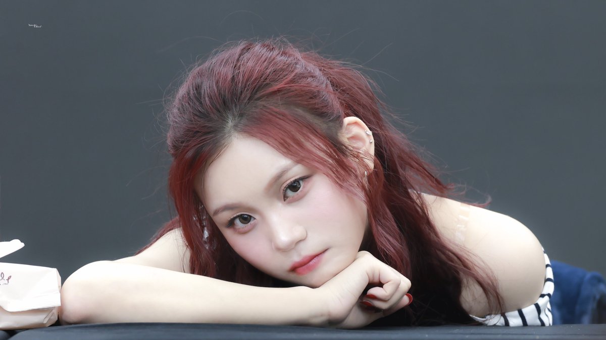 Butterf_yEffect's tweet photo. ‧₊˚☆𝙷𝚊𝚙𝚙𝚢 𝚋𝚒𝚛𝚝𝚑𝚍𝚊𝚢⋆ ♡̷ .ﾟ·
          *̣̩              ⸝ 〰️'〰️ 、
/ ＿＿＿＿ \

#HBD_TO_UMJI 
#HAPPY_UMJI_DAY
#VIVIZ #UMJI #비비지 #엄지 https://t.co/LeQ9KCYPMX