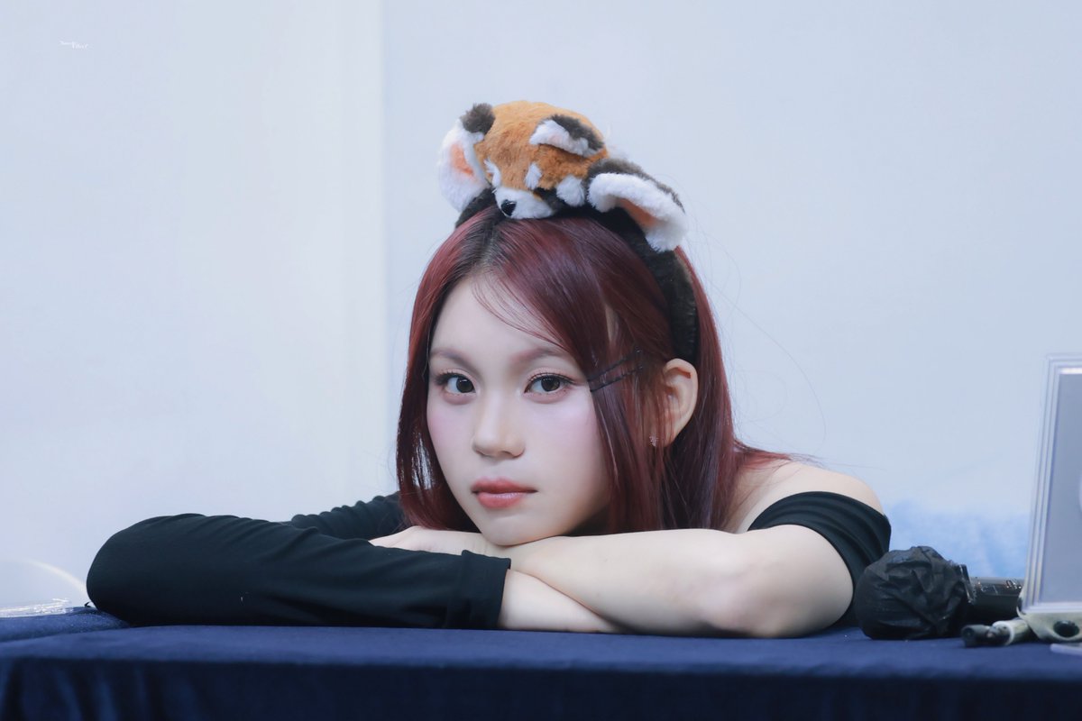 Butterf_yEffect's tweet photo. ‧₊˚☆𝙷𝚊𝚙𝚙𝚢 𝚋𝚒𝚛𝚝𝚑𝚍𝚊𝚢⋆ ♡̷ .ﾟ·
          *̣̩              ⸝ 〰️'〰️ 、
/ ＿＿＿＿ \

#HBD_TO_UMJI 
#HAPPY_UMJI_DAY
#VIVIZ #UMJI #비비지 #엄지 https://t.co/LeQ9KCYPMX