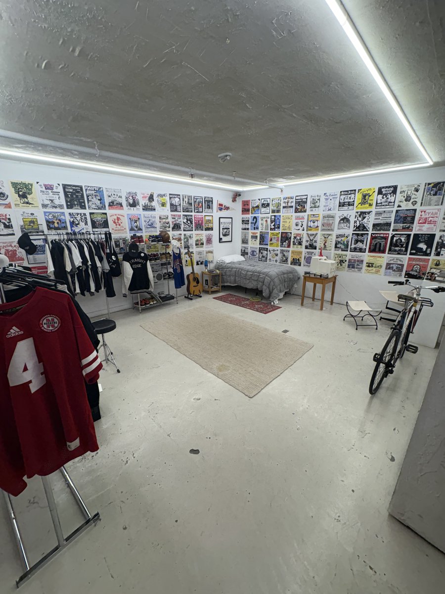 brockxstephens's tweet image. Pictures from my installation “I Don’t Wanna Grow Up” at Selva in Brooklyn