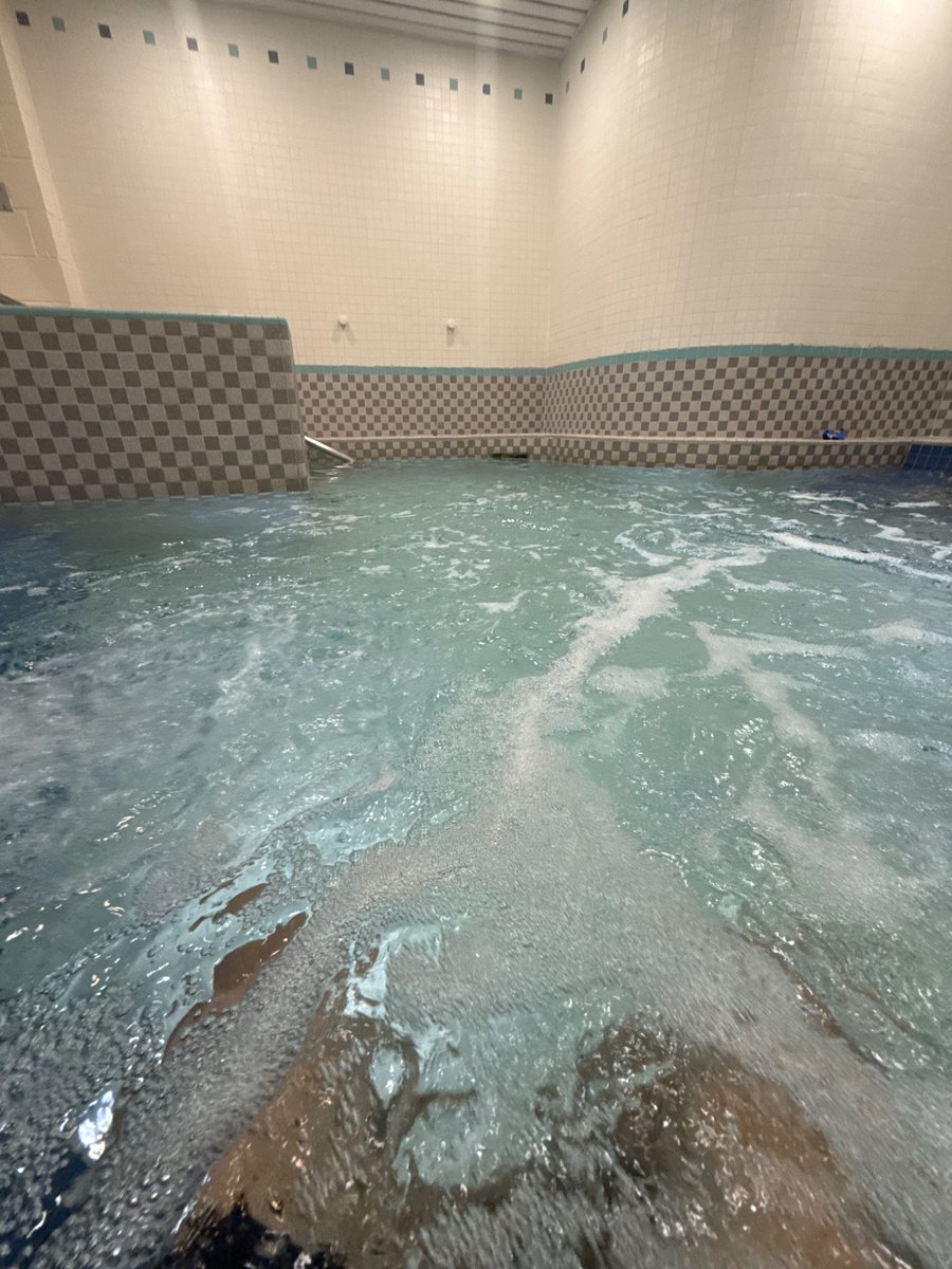 cpasanii's tweet image. Life of a self-employed CPA on a Monday morning(after working super early). Control your life. Control your schedule.