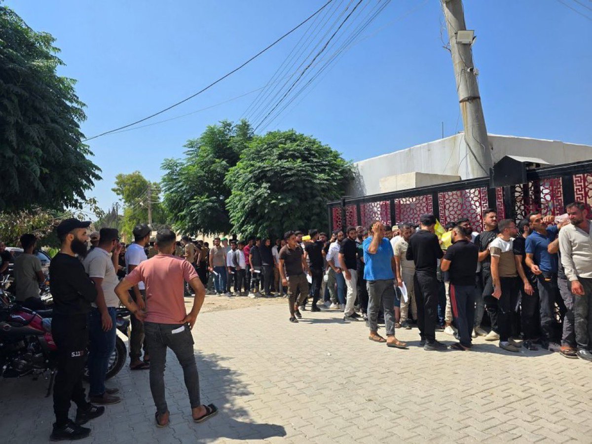 Suriye’nin Afrin İç Güvenlik Güçleri için Afrin’den alım yapmaya devam ediyor.
Şu ana kadar bölgedeki 25’ten fazla Hristiyanın da Afrin İç Güvenlik Kuvvetleri'ne katılmak için başvuru yaptığı raporlandı.