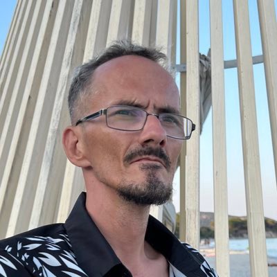 InfosEnContinue's tweet photo. 🚨🕊️ DERNIÈRE MINUTE - Le streamer Jean Pormanove est mort à l’âge de 46 ans. https://t.co/48difSMdH3