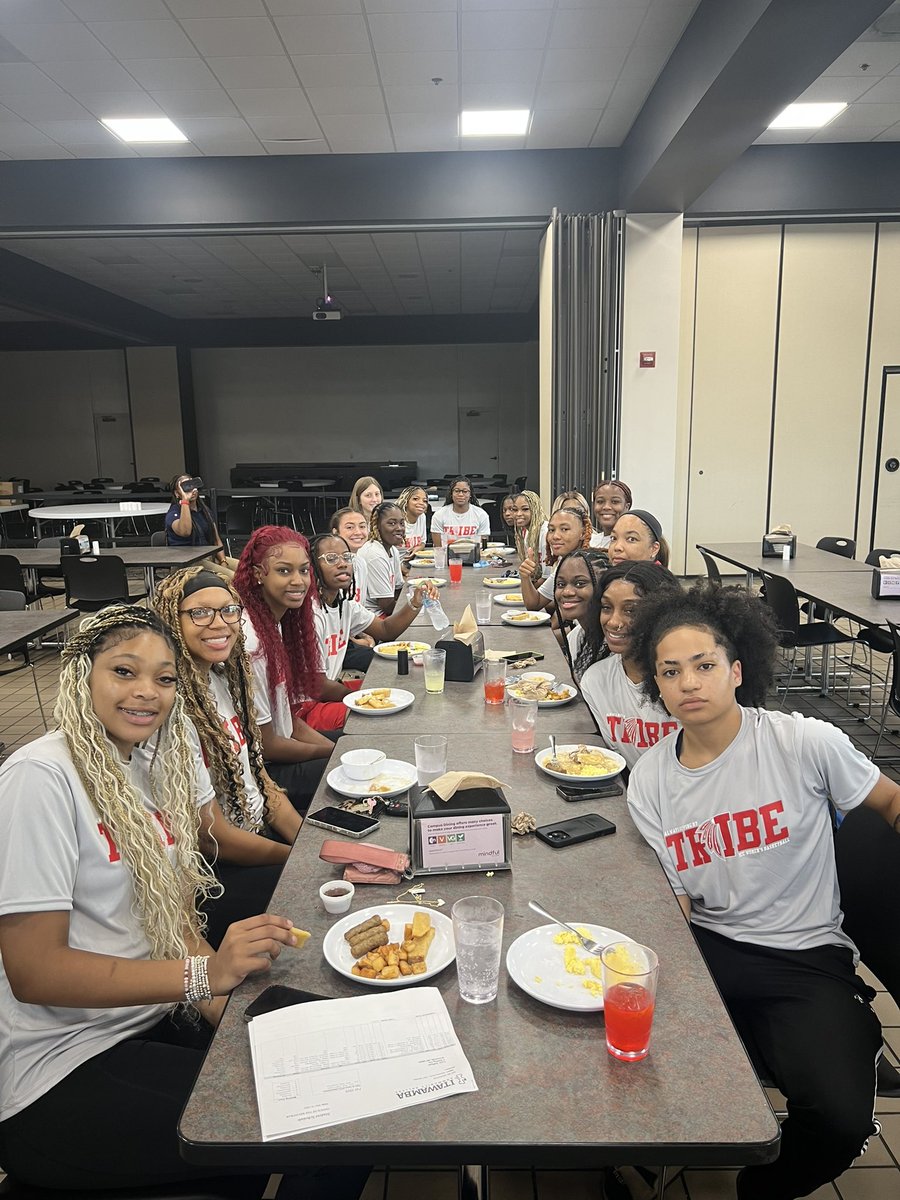 First team breakfast in the books #Rolltribe