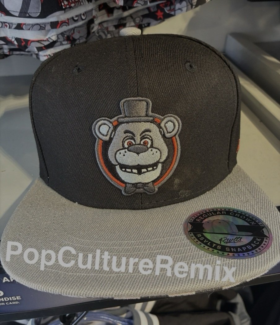 New matching jacket and cap hat available at universal orlando for Halloween Horror Nights credit to popcultureremix for images

#fnaf #fivenightsatfreddys #Scottcawthon #universal #halloweenhorrornight