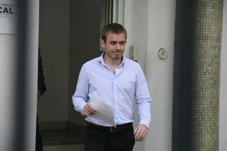 #Entrevista | ✋ Conciliaciones de Defensa del Consumidor 

Dialogamos con Francisco Mondotte, director de Asuntos Gubernamentales de Mdza porque el ente recuperó $780 millones y resolvió el 80% de las denuncias por acuerdos entre las partes. 

📻 Spotify: open.spotify.com/episode/4xwrep…