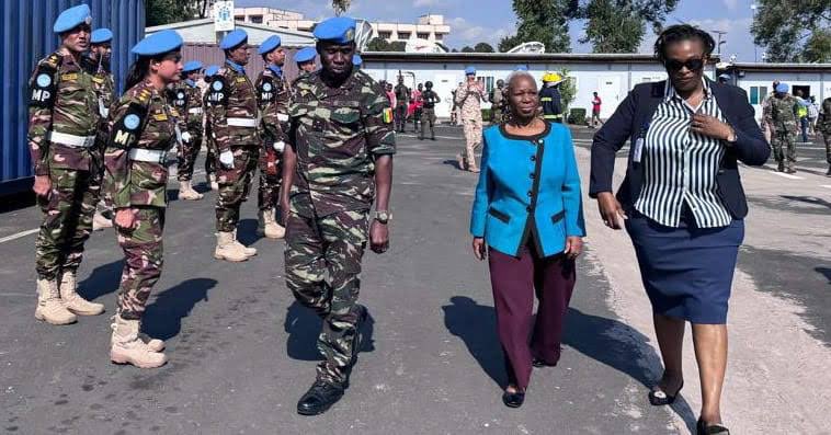 Steve Wembi (@wembi_steve) on Twitter photo #RDC: 🚨‼️🛑“Les visites des hauts fonctionnaires des Nations Unies <a href="/UN/">United Nations</a>
à #Goma, ou dans toute autre zone sous contrôle du M23, s’inscrivent exclusivement dans le cadre du mandat de protection des civils et d’action humanitaire. Elles ne sauraient en aucun cas être interprétées #RDC: 🚨‼️🛑“Les visites des hauts fonctionnaires des Nations Unies <a href="/UN/">United Nations</a>
à #Goma, ou dans toute autre zone sous contrôle du M23, s’inscrivent exclusivement dans le cadre du mandat de protection des civils et d’action humanitaire. Elles ne sauraient en aucun cas être interprétées