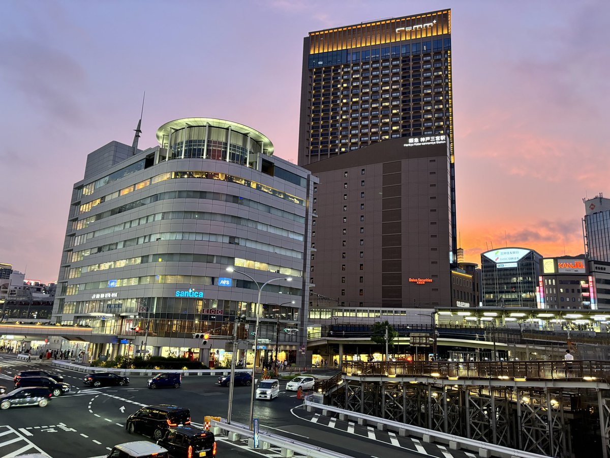 重要

追加
1日店長イベントについて

メールアドレス宛に
"時間選択フォーム"
が来ていないというお客様は、いもたけに直接DMで報告お願い致します。
またご質問はDMでも受付中です。