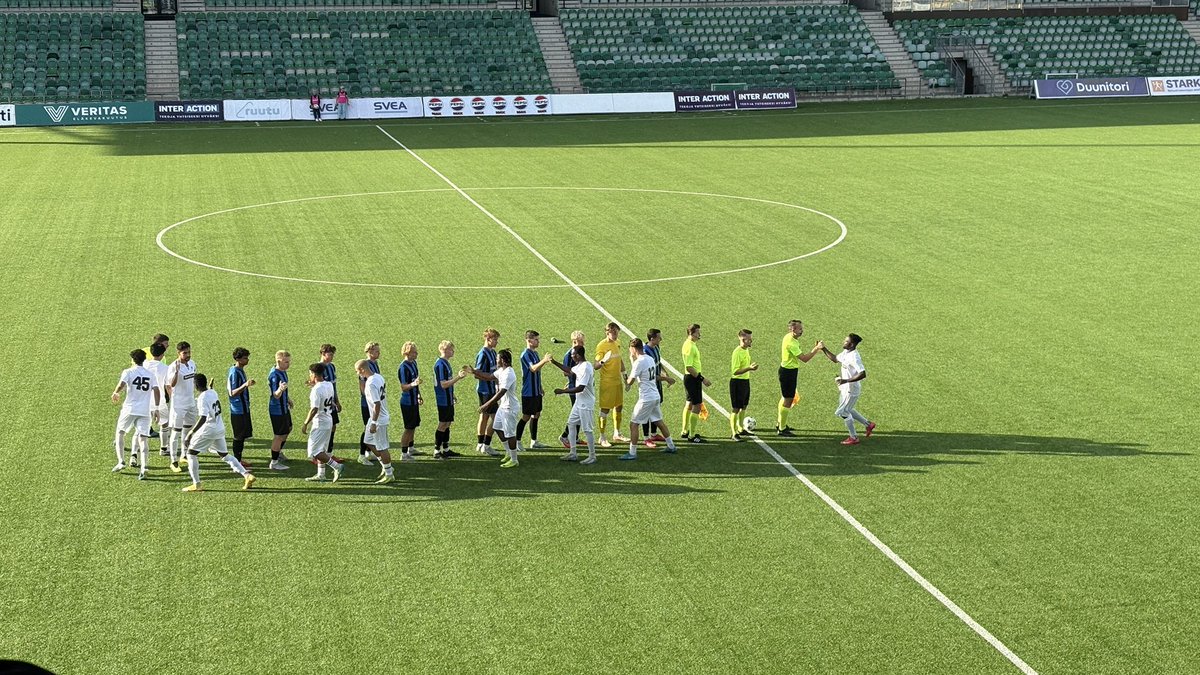 jkakonen's tweet image. Elokuussa horjahdellut reservi on valahtanut jo kuudenneksi, eikä pääsy yläloppusarjaan ole alkuunkaan varmaa. Voitolla tarjolla nousu takaisin top-kolmoseen. Illan pelissä vastassa #Atlantis, josta ei koskaan ota selvää, mitä tuleman pitää. Aika skarpata! #FCInter2 #Ykkönen