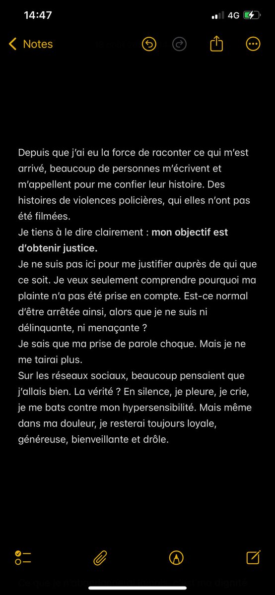 ChriztelleNolla's tweet photo. Violence policière! 
@EmmanuelMacron @PoliceNationale @GabrielleCthl https://t.co/EgF1yARmWi