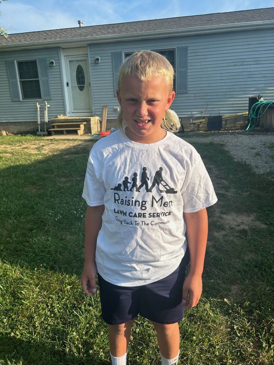 Bryce of Massillon, Ohio who recently signed up for our 50 yard challenge received his safety glasses, ear plugs and white shirt in the mail ! He’s  officially ready to start ! What words of advice would you  give to him ?