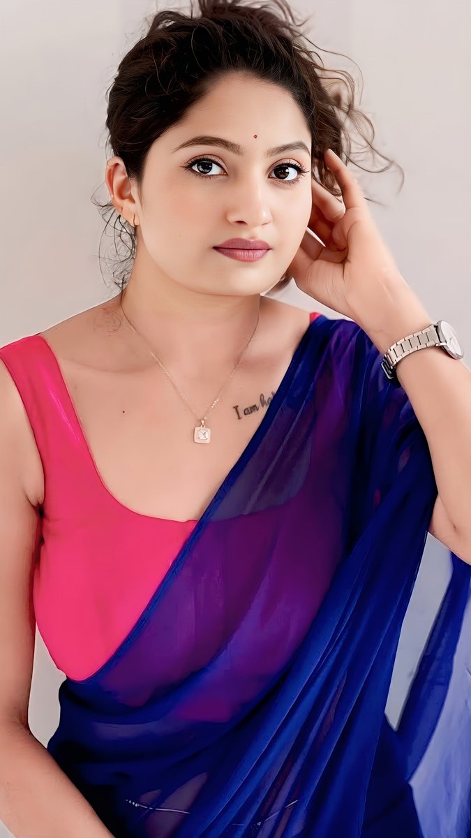 WallpaperIndian's tweet image. 👑 Sanam Joshi ❤️

#SanamJoshi #Sanam