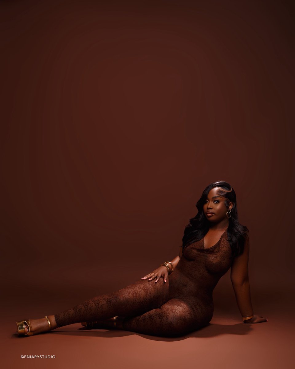 Brookmamaaa's tweet image. Same time , Next year ?👸🏾. #25 #goldenyear