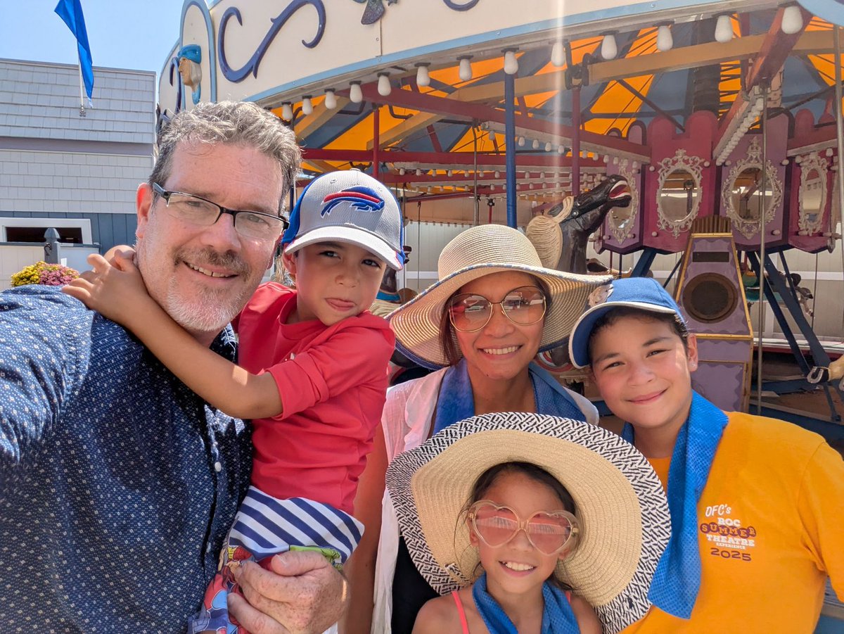 We were so fortunate to learn about Funtown Splashtown USA in Saco, ME, and their two amazing carousels, rides #101 and #102! They were so nice welcoming us to their great park and we can't thank them enough. We will be back next year! #CarouselAdventure