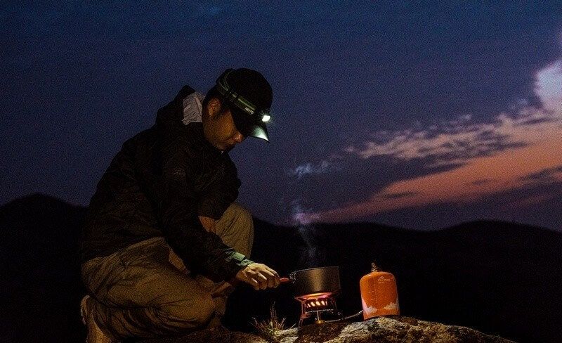 comercturro's tweet image. 🧠 ¿Sabes qué tener en cuenta al elegir una linterna frontal?
💡 Potencia, autonomía, comodidad… ¡y mucho más!
📖 Te lo explicamos aquí 👉 
🔗 comercturro.com/blog/otros/com…
Ideal para camping, trabajo o deporte en verano 🔦
#LinternaFrontal #Ferretería #Camping #Senderismo #Nextorch