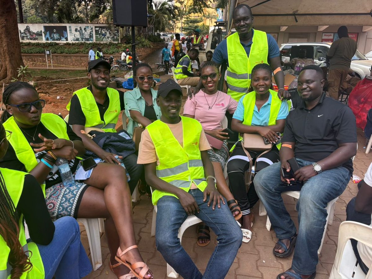 Destadia's tweet image. Many people wonder what Rotaract does. Here  are a few things club Destadia has done 
1. Donated medical related equipments to a community hospital in Lwakoni. 
2. Building an A’ level block at St. Herman’s 
3. Donate blood 
4. Planted 1000s of trees 

#ItsTimeToJoinRotaract